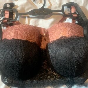 BLuxe 2 Pack Convertible Bras size 40D NWT